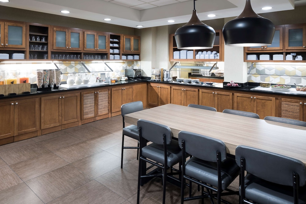 Hyatt Place Jacksonville Airport 8/45