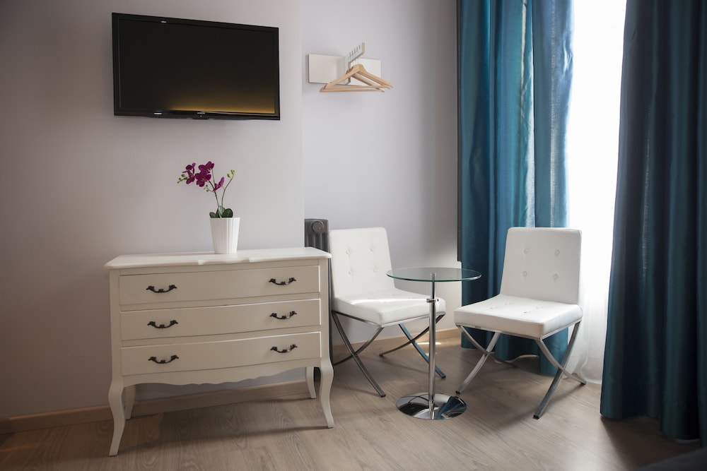 UMMA BARCELONA BED AND BREAKFAST BOUTIQUE 34/40
