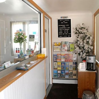 Bay Motel By OYO Bay City 5/8