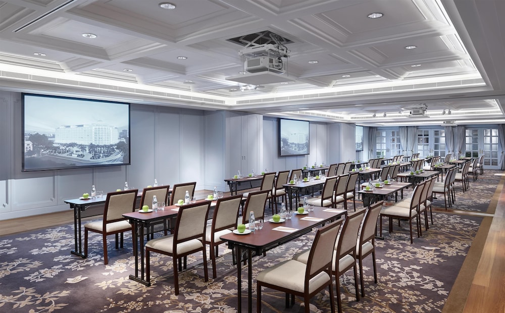 Park Hyatt Saigon 67/79