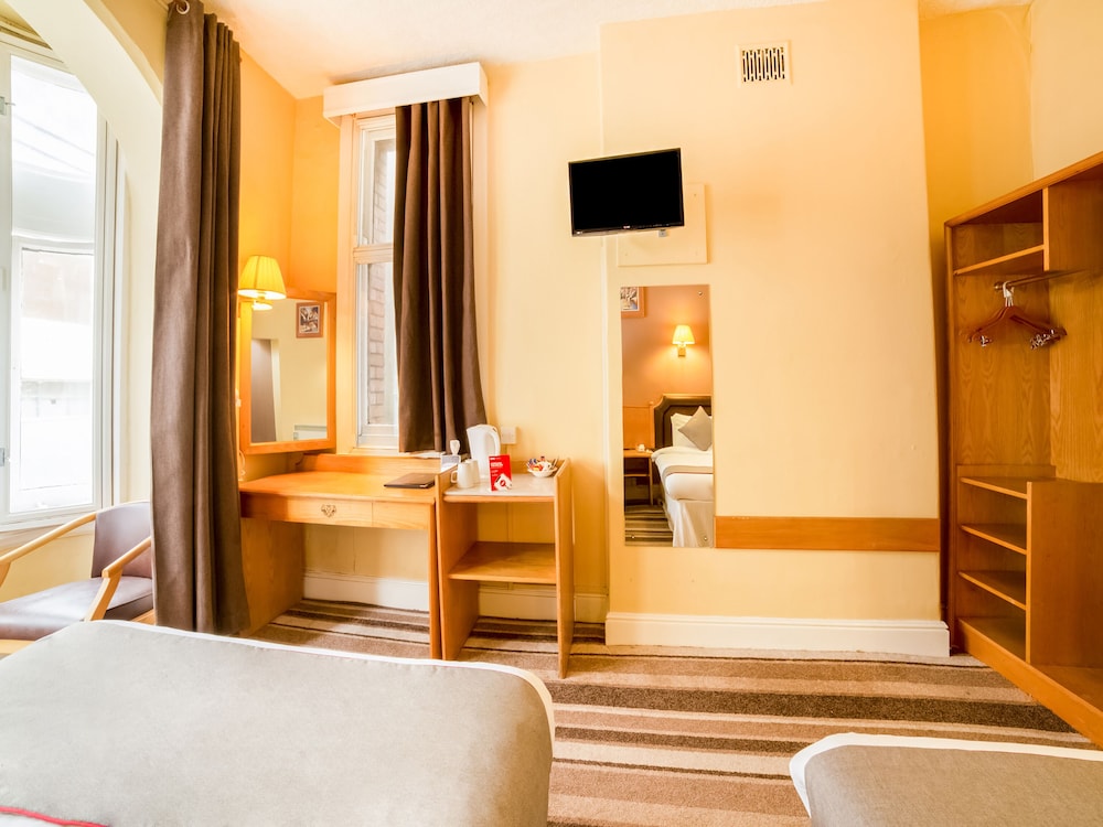 Cardiff Sandringham Hotel 32/53