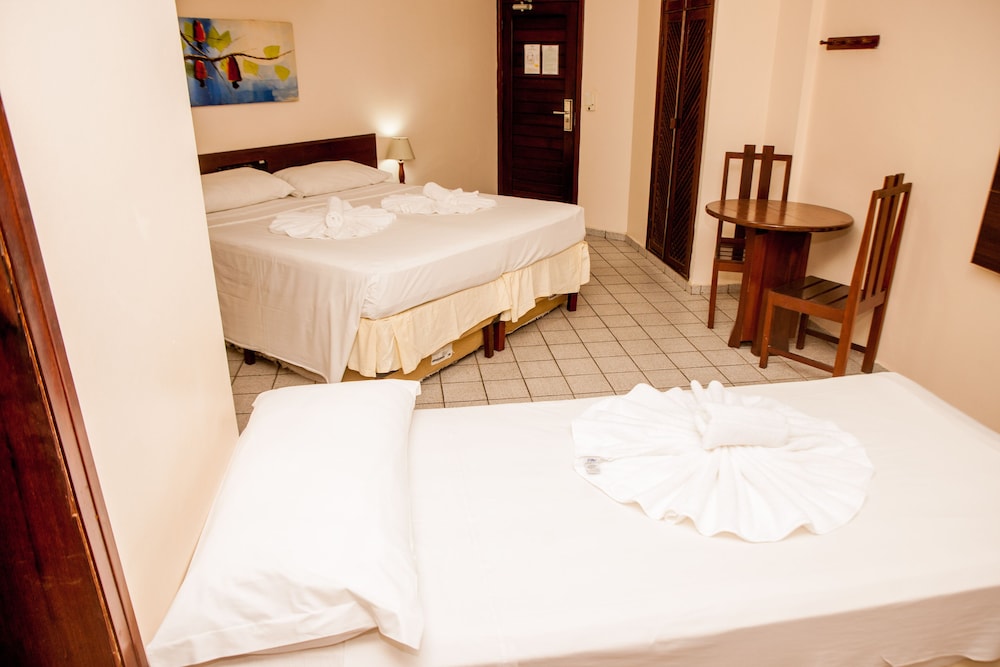 Pizzato Praia Hotel 24/60