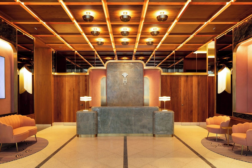 HONEYROSE Hotel, Montreal, a Tribute Portfolio Hotel 6/47
