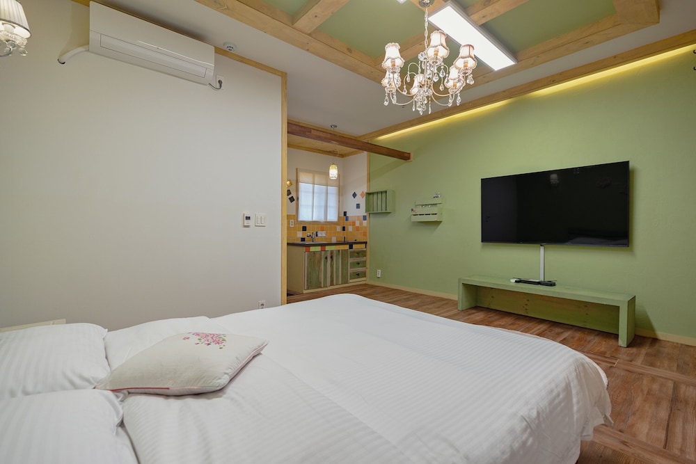Gyeongju Art In Tiara Pension 11/50
