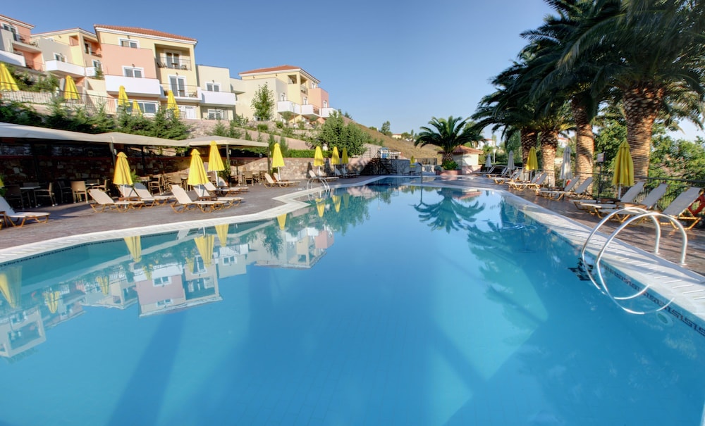 Sunrise Resort 68/69