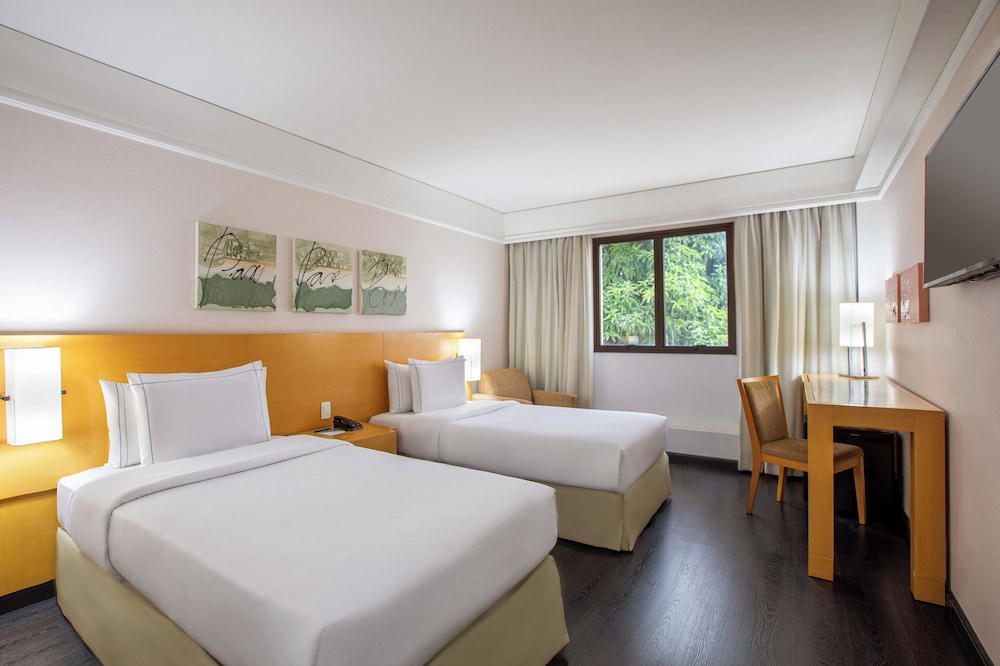 Melia, Twin Beds, Accessible