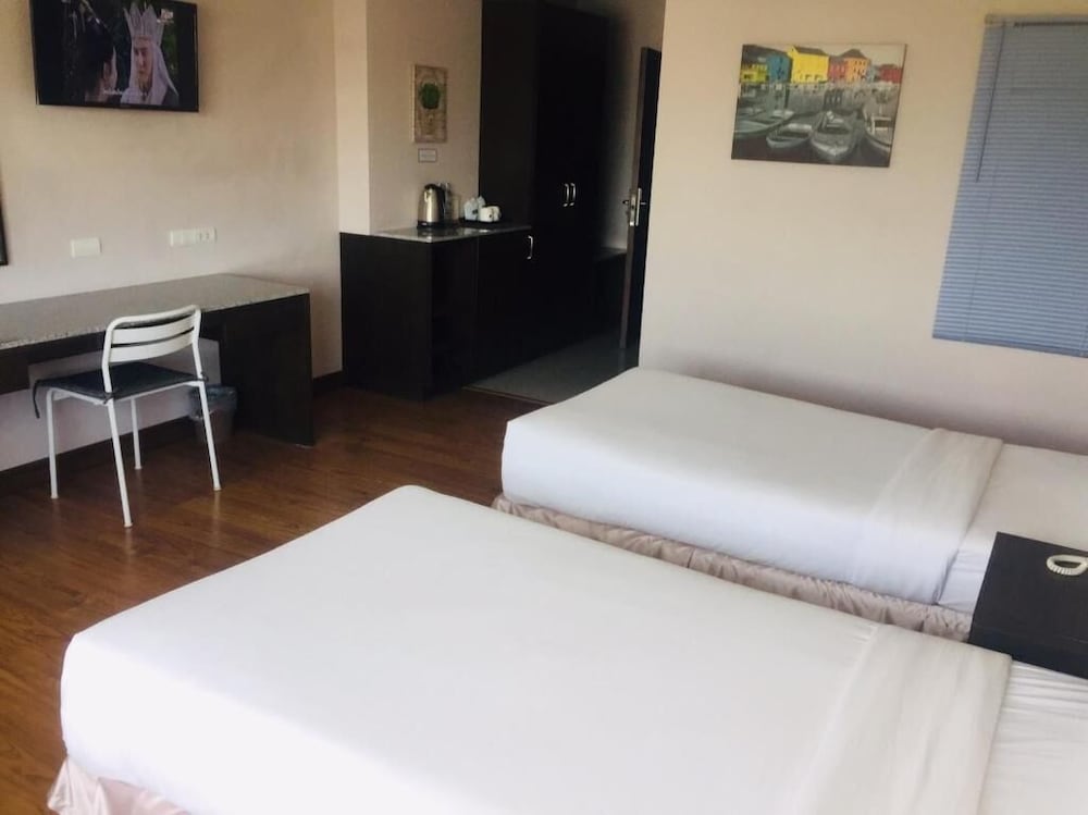 Sinkiat Buri Hotel 40/67