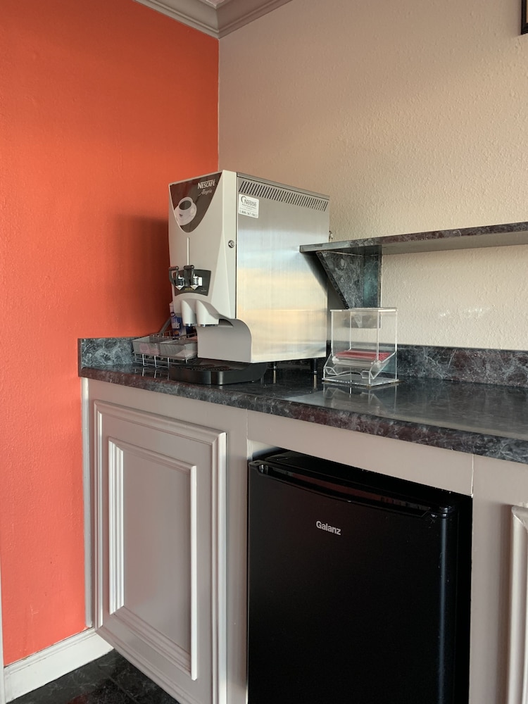 Americas Best Value Inn Houston Hobby Airport 8/20