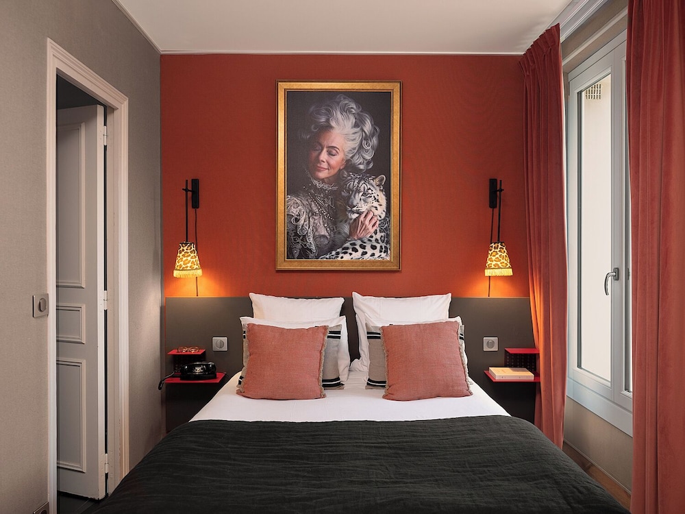 Hotel Zelie Champs-Elysees 14/50