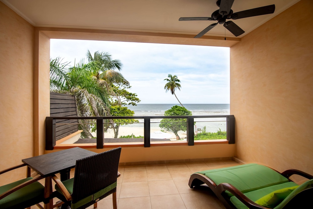Doubletree By Hilton Seychelles Allamanda Resort And Spa 44/70