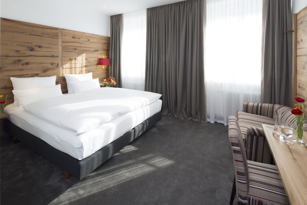 Eden Hotel Wolff 15/66