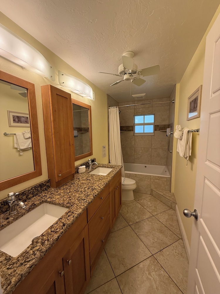 Siesta Key Inn 49/50