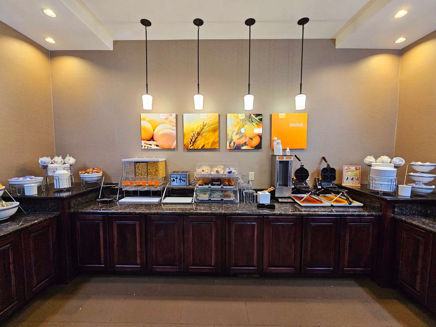 Comfort Inn and Suites Independence 19/40