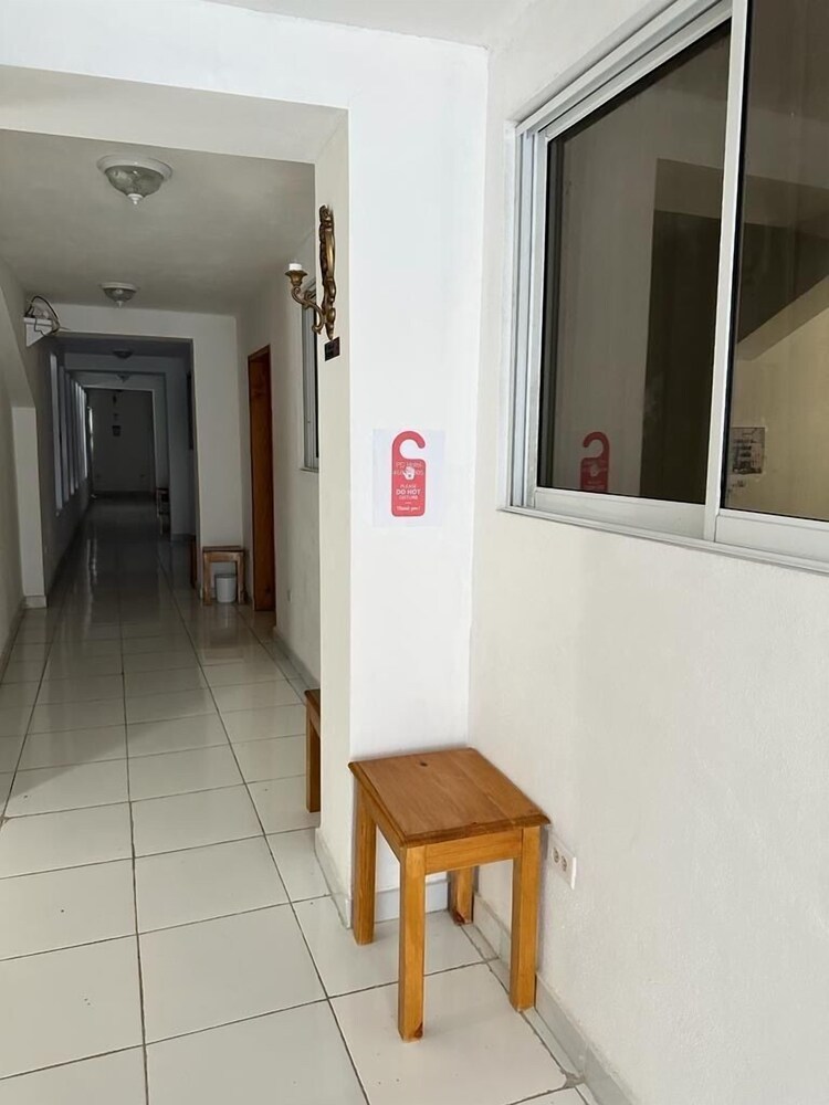 Pc Entreprises Guest House 6/50