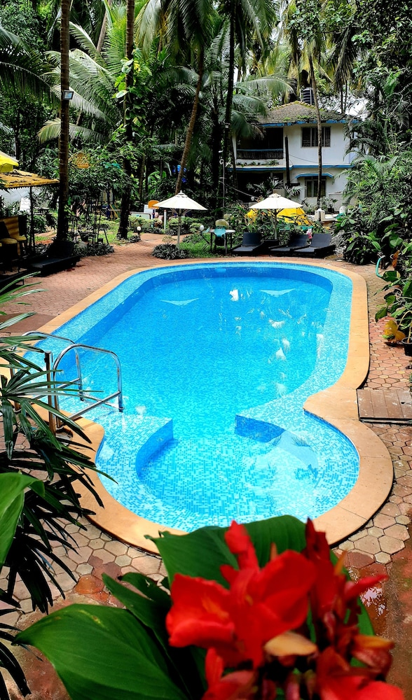 The Camelot Beach Resort 19/23