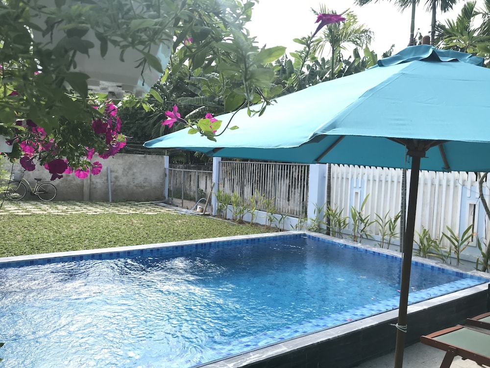 The Moon River Homestay Villa 8/50