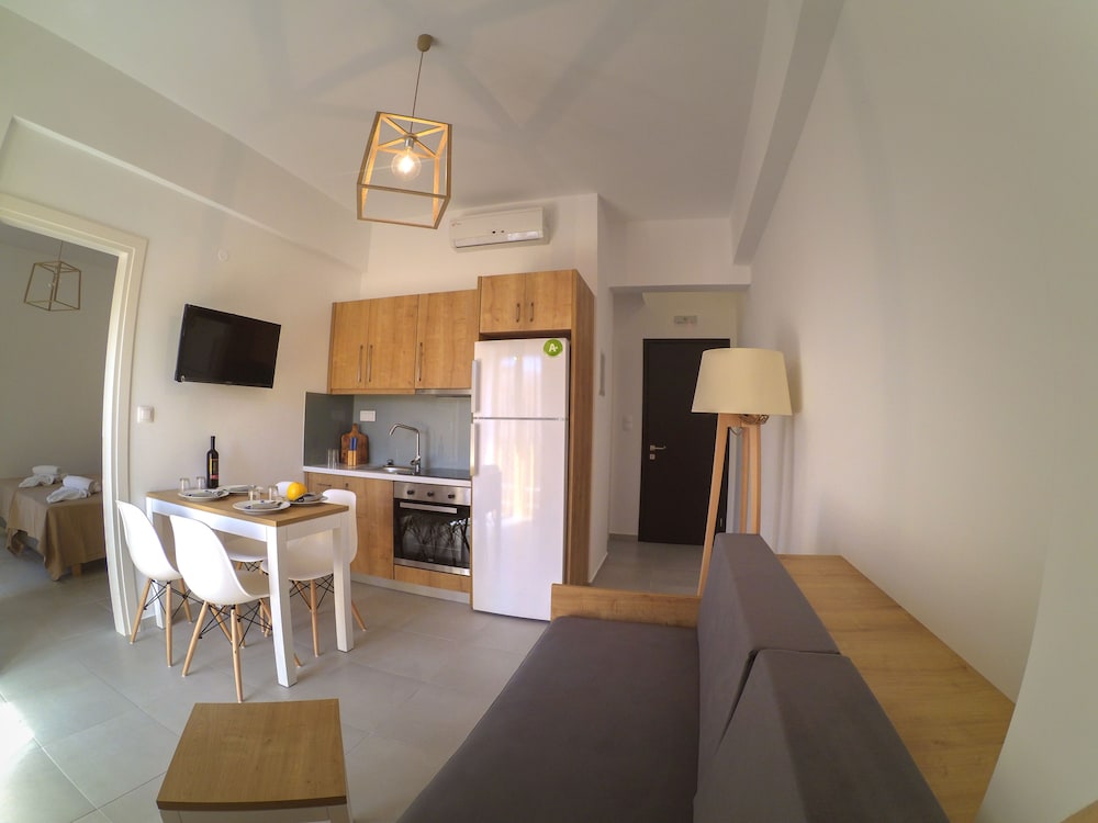 Castell Hotel 34/50