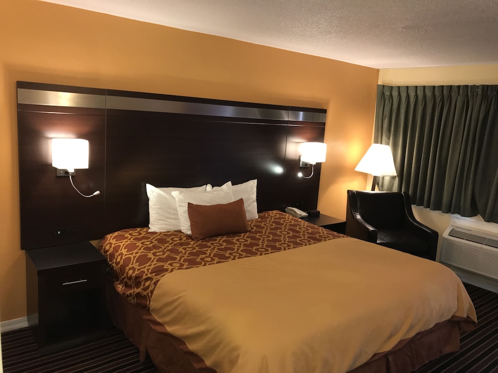 Budget Inn of America 11/65