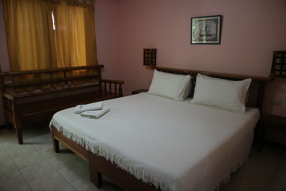 Blue Coral Resort Boracay 24/46