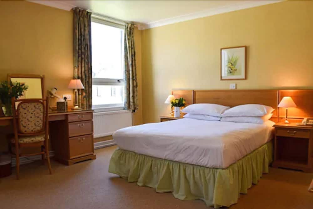 The Green Hotel Golf Leisure Resort 12/60