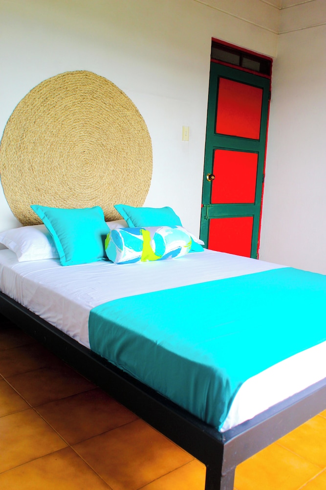 Casa Abba Hotel 9/50