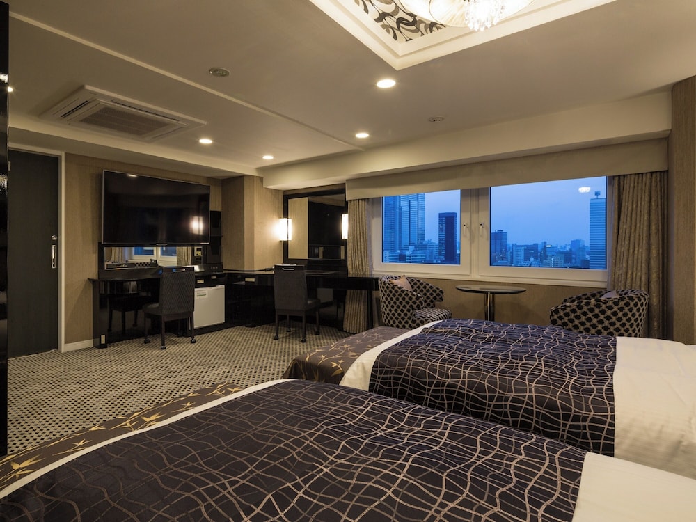 APA Hotel & Resort Nishishinjuku Gochome Eki Tower 44/64