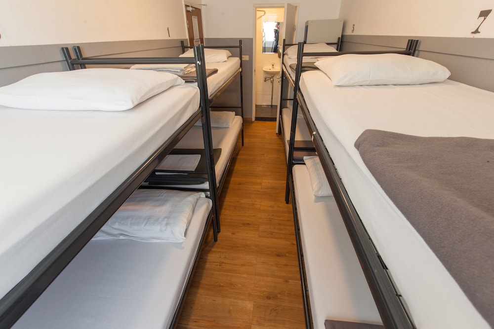Travel Hotel Amsterdam 52/64
