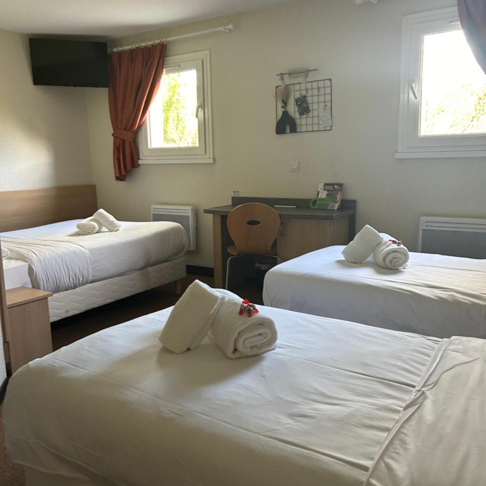 P'TIT DEJ-HOTEL ANNECY NORD 8/48