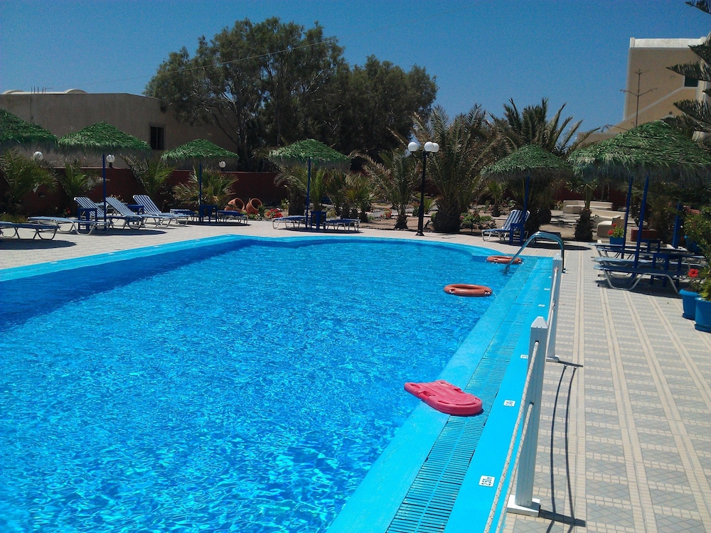 VILLA MICHALIS 39/59