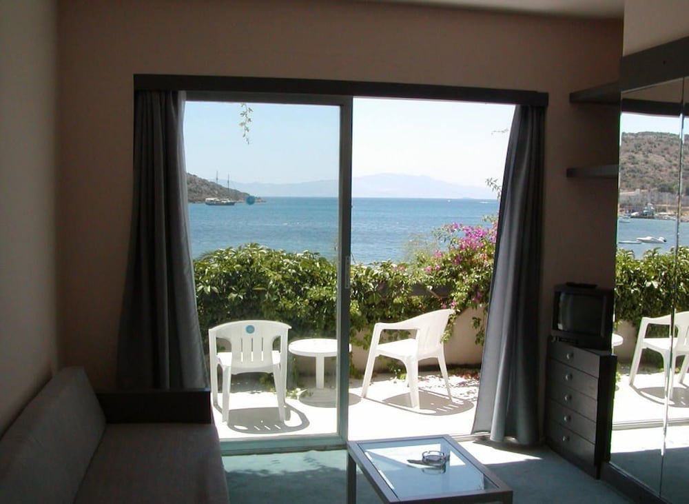 Ambrosia Hotel Beach & Spa 43/70