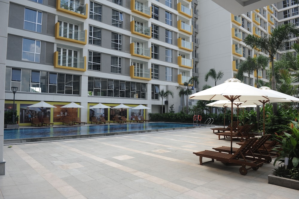 Bluesky Serviced Apartment Airport Plaza 8/54