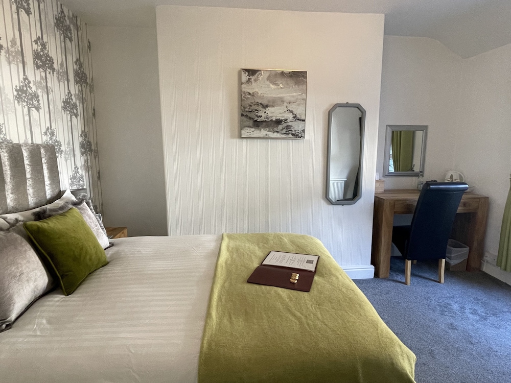Lynton House 14/50