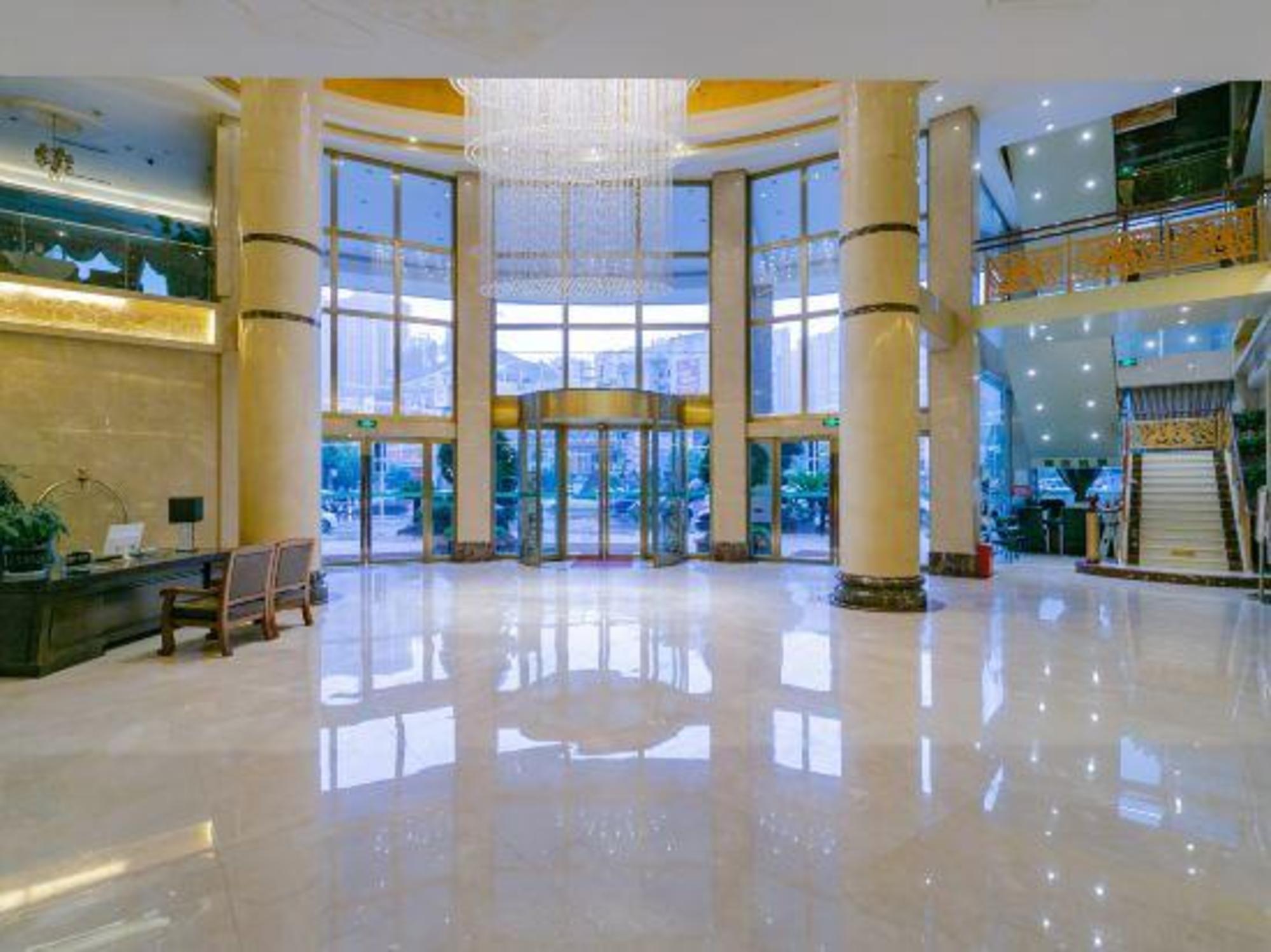 Taoyuan International Hotel 12/30