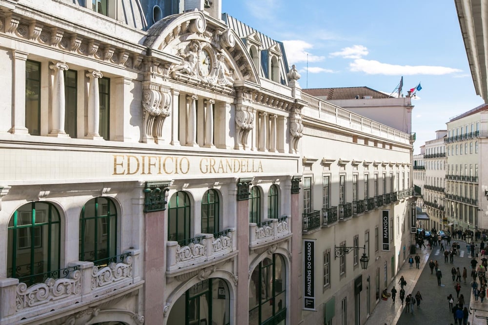 Lv Premier Chiado Ch 11/50