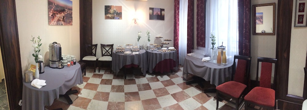 HOTEL PARIS GAMBETTA 19/29