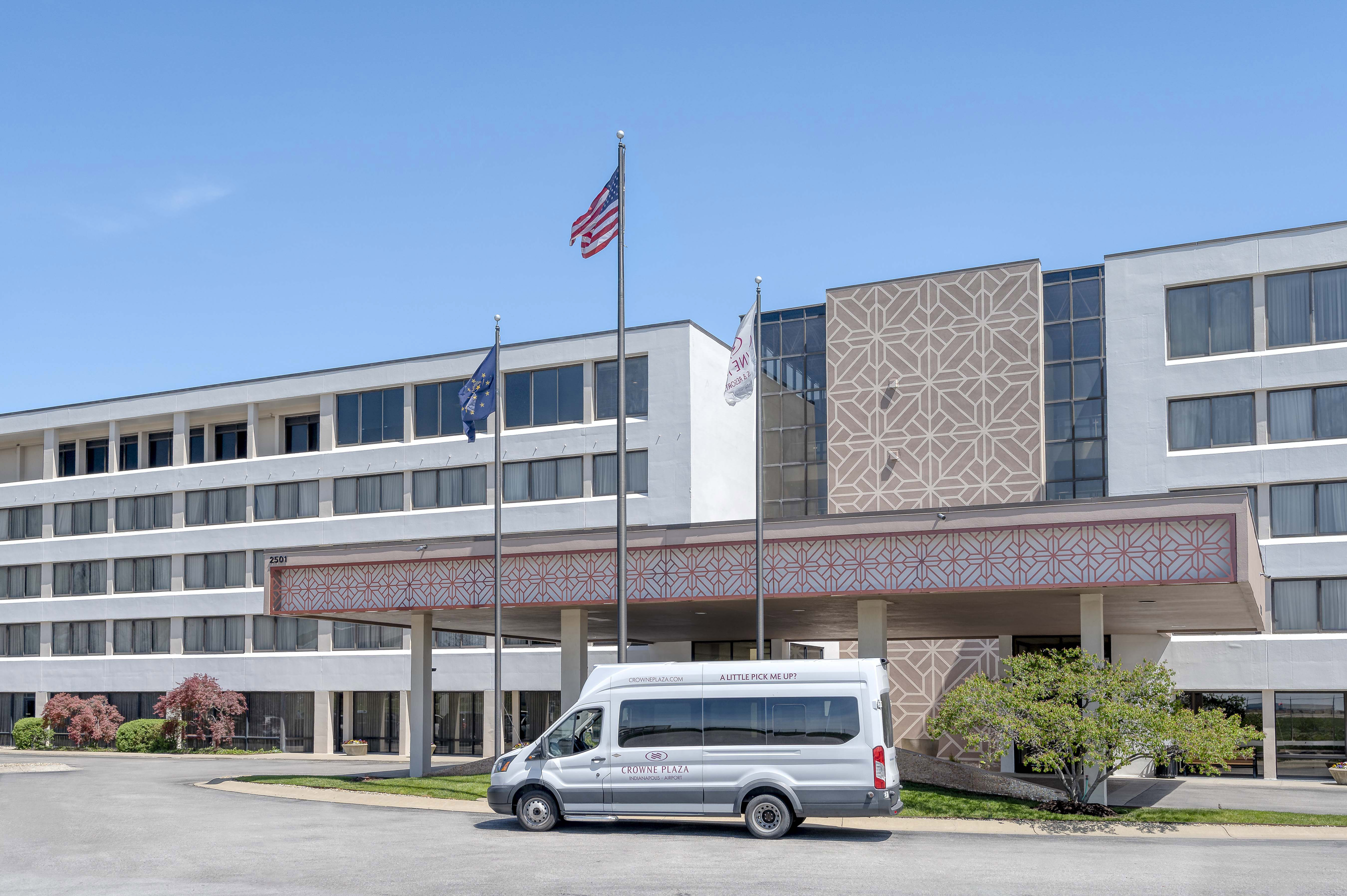 Crowne Plaza Indianapolis Airport 57/58