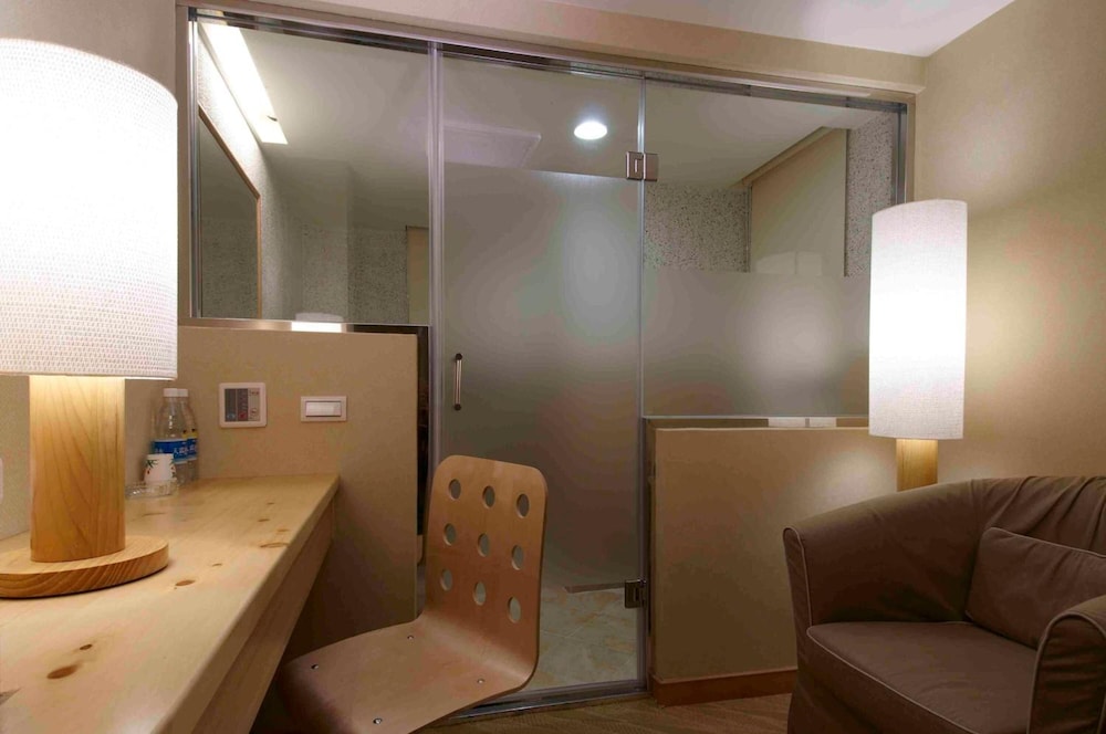 Hotel Color 51/62
