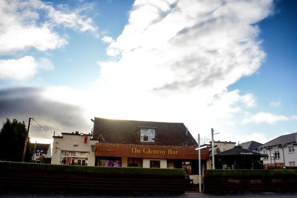 Lomond Park Hotel 33/36