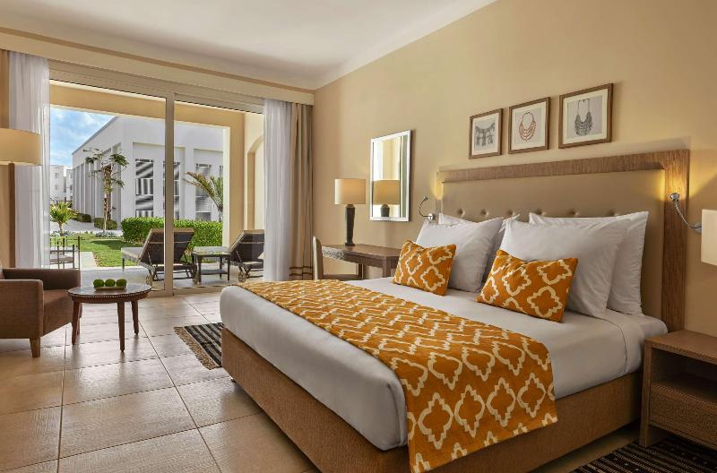 SUPERIOR GARDEN VIEW ROOM