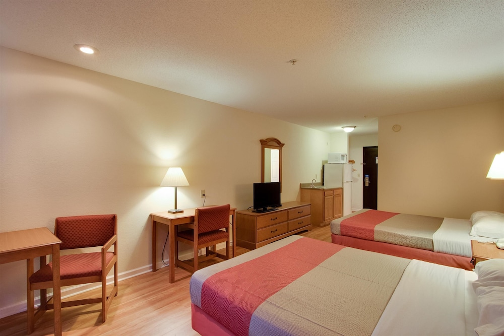 Motel6 Hinesville, GA 22/44