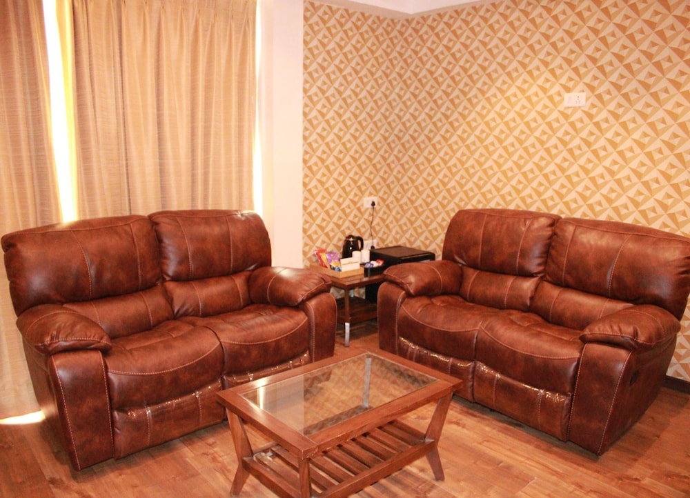Sarovar Portico Somnath 49/72