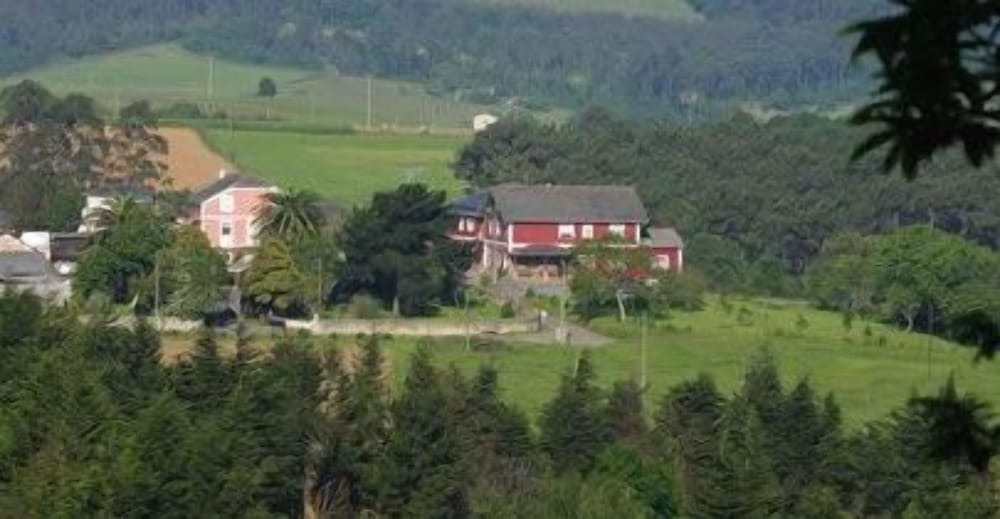 HOTEL RURAL SUQUIN 36/46