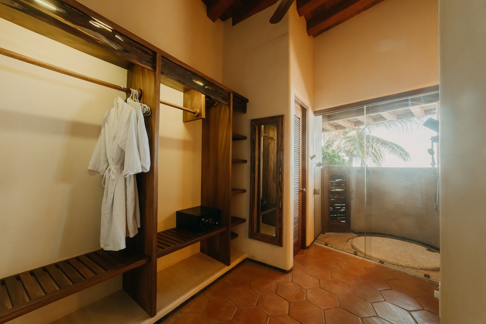 Las Palmas Luxury Villas 19/50