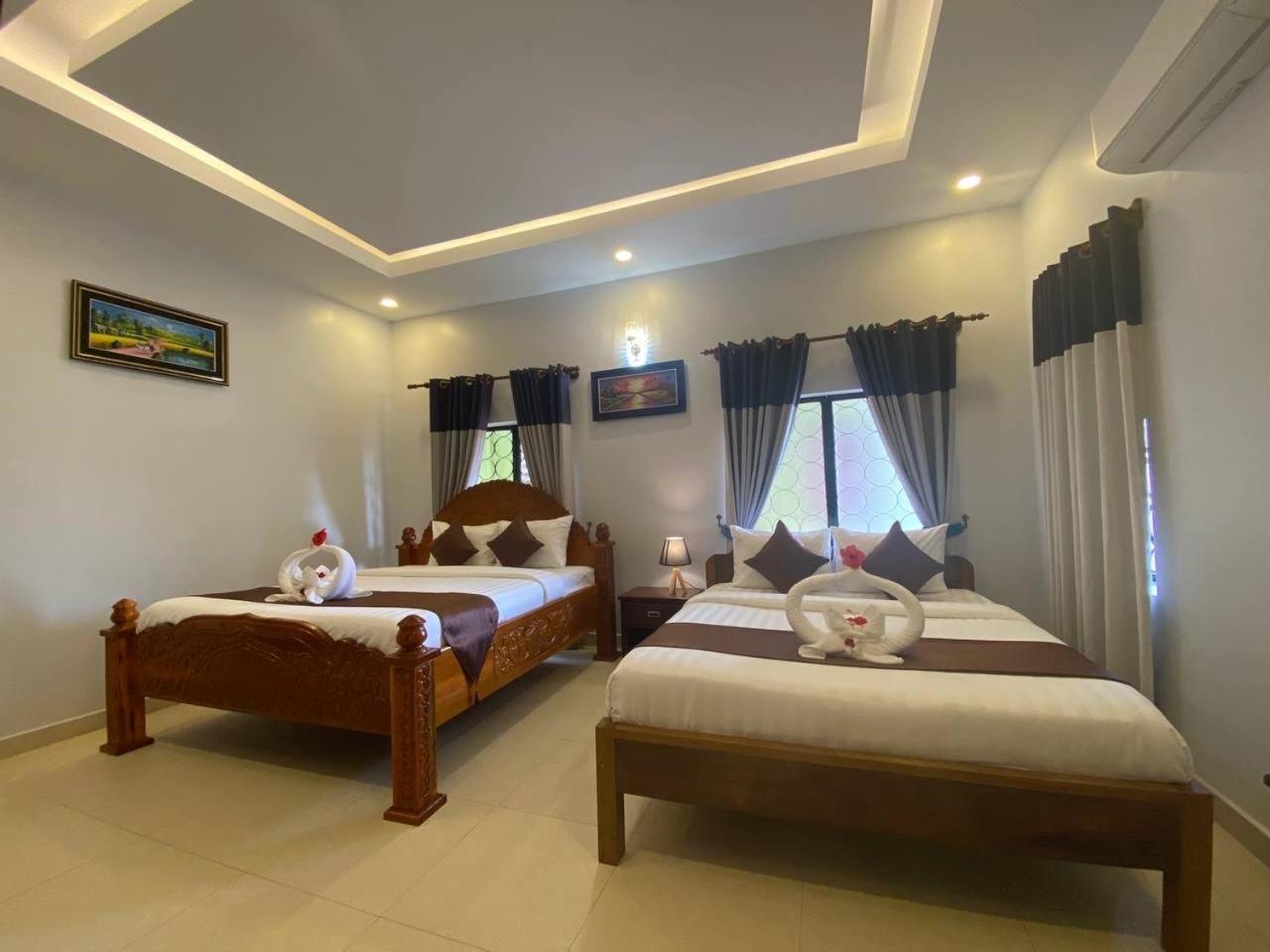 Private, 2 Rooms, Villa