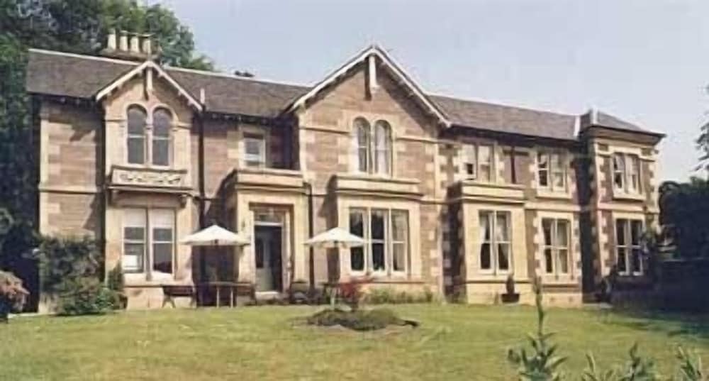 Sunbank House Hotel 2/75
