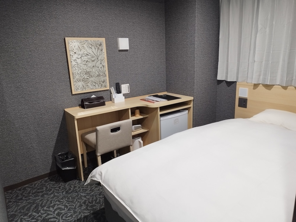 Shin-Imamiya Hotel 54/67