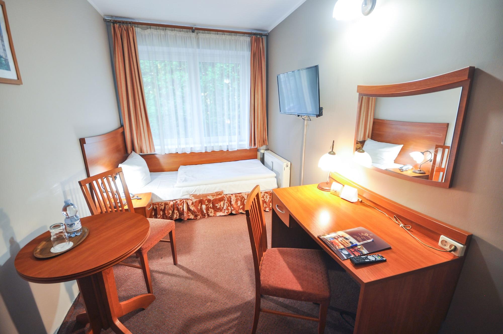 Trzy Swiaty Hotel Restauracia Spa & Wellness 25/50