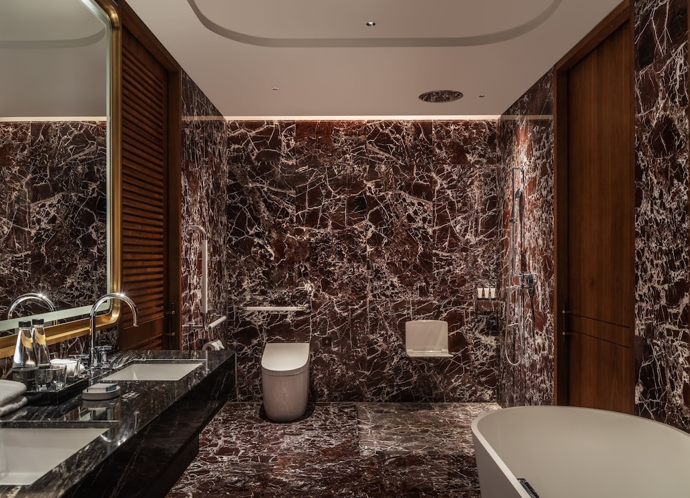 Waldorf Astoria Xiamen 23/78