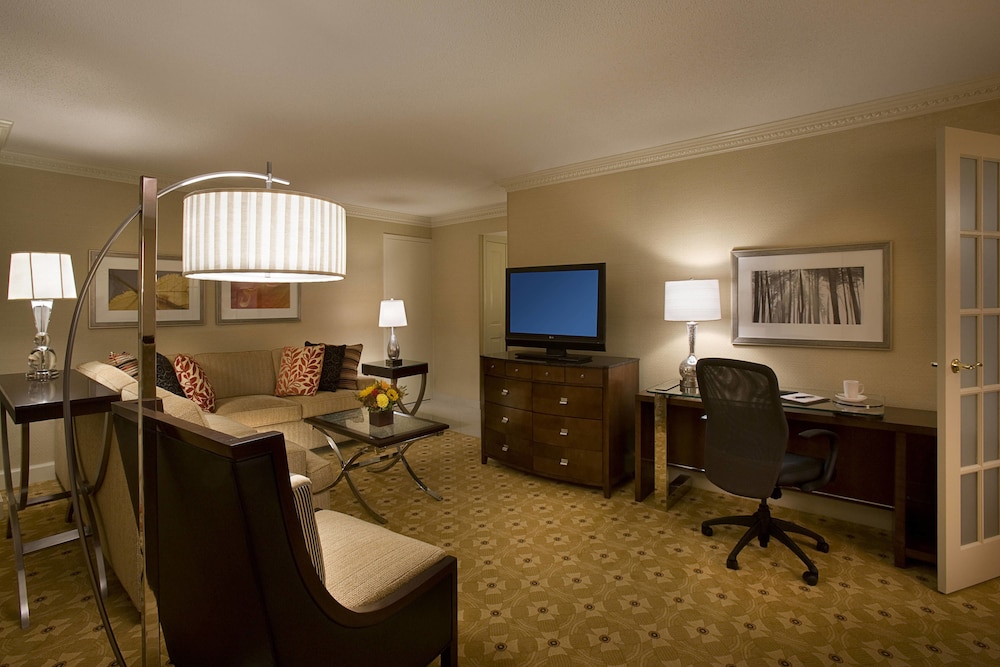 Toronto Airport Marriott 40/57