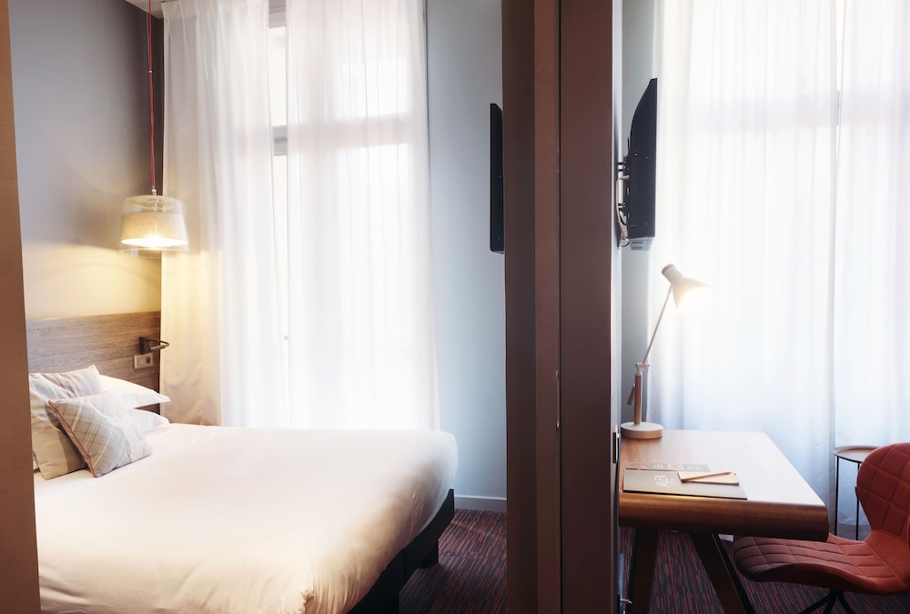 Alex Hotel 15/58